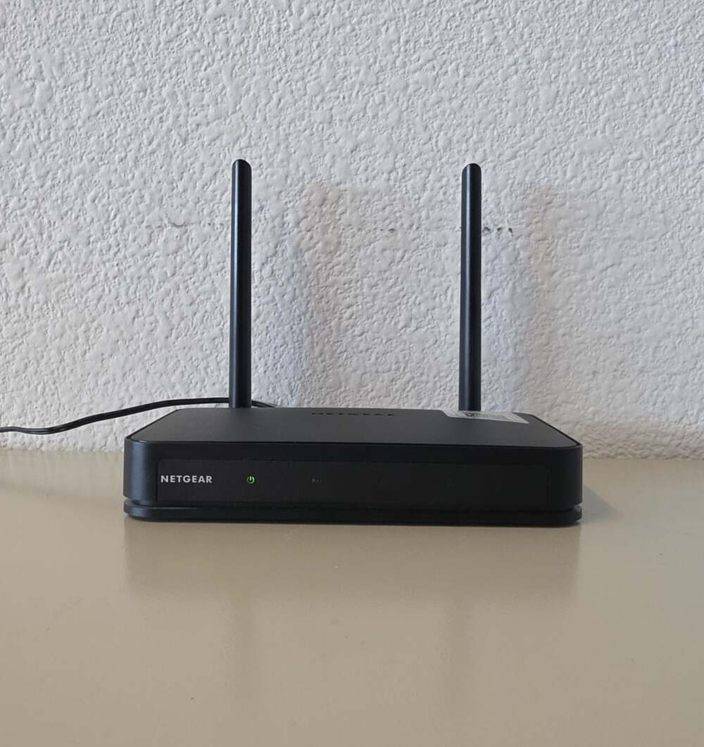 Netgear AC750 Dual Band WiFi Router Model R6020 Tested & Works!